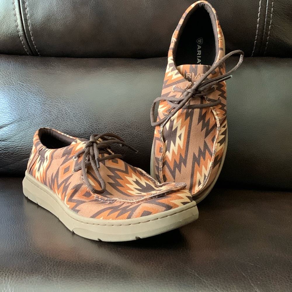 Men’s Ariat “Hilo Shoes”